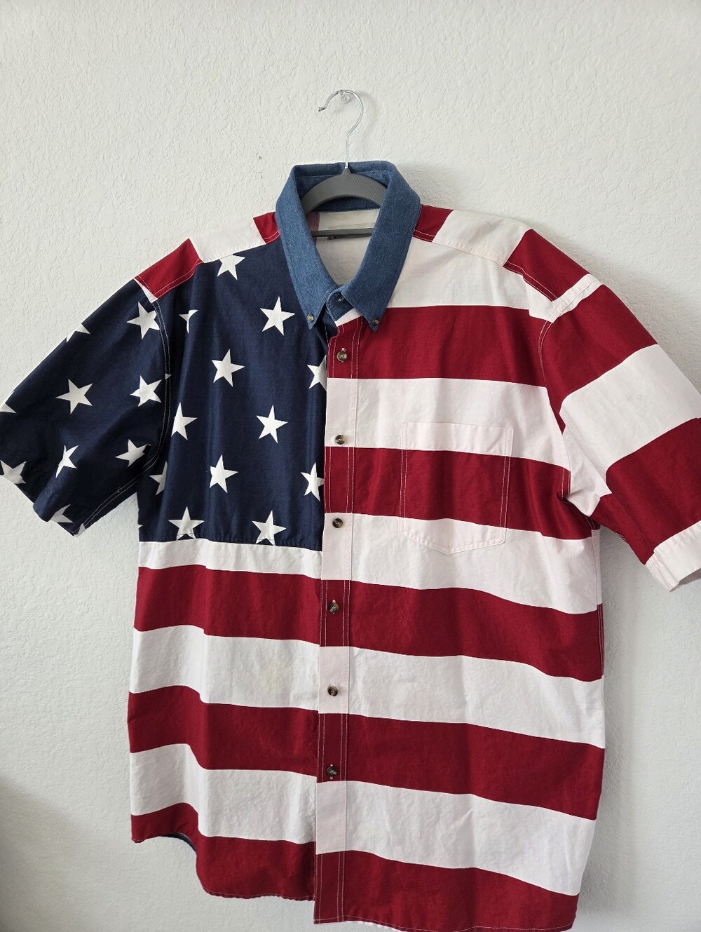 Roper Men's American Flag Short-Sleeve Button-Up Shirt - Red, White & Blue Large